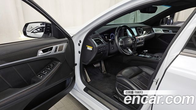 Genesis G80 2018 — photo 10
