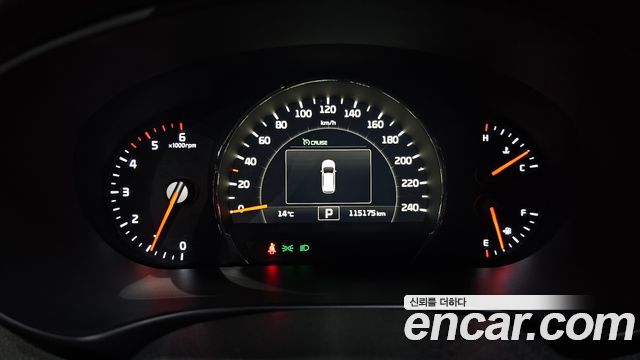 Kia Sorento 2016 — photo 8