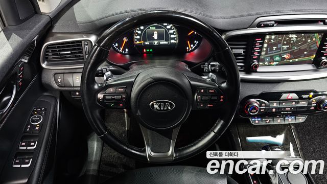 Kia Sorento 2016 — photo 13
