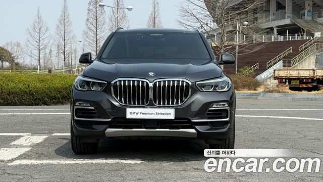 BMW X5 2021 — photo 3