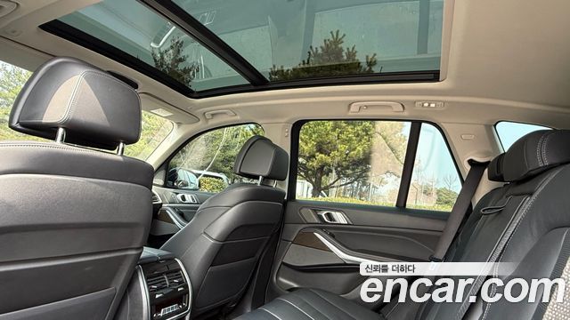 BMW X5 2021 — photo 12
