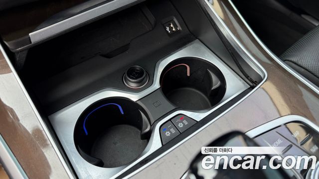 BMW X5 2021 — photo 16