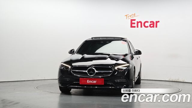Mercedes-Benz C-Class 2024 — photo 3
