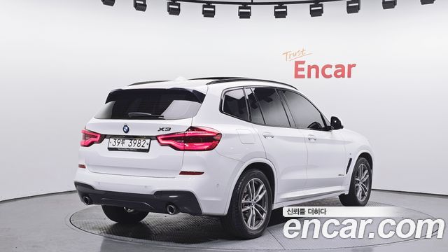 BMW X3 2018 — photo 2