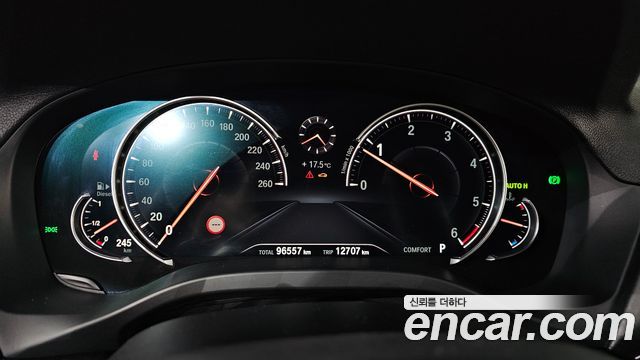 BMW X3 2018 — photo 8