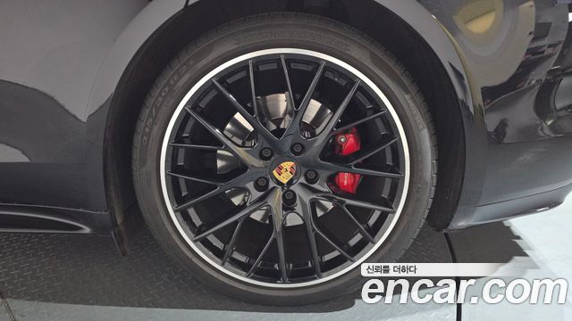 Porsche Panamera 2020 — photo 5