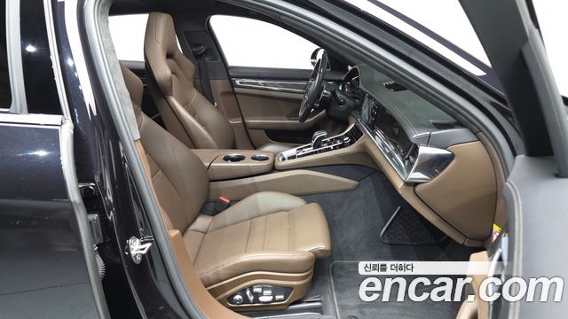 Porsche Panamera 2020 — photo 10