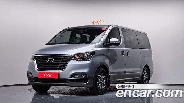 Hyundai Starex 2018 — photo 1