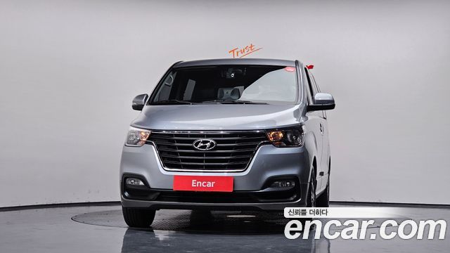 Hyundai Starex 2018 — photo 3