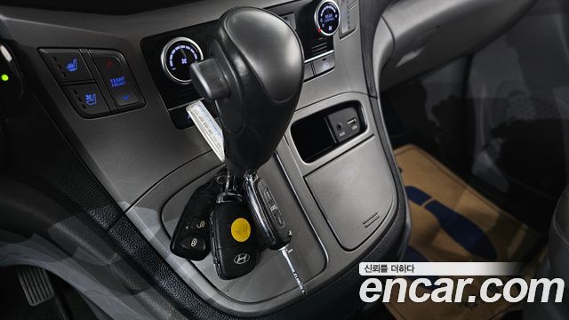 Hyundai Starex 2018 — photo 9