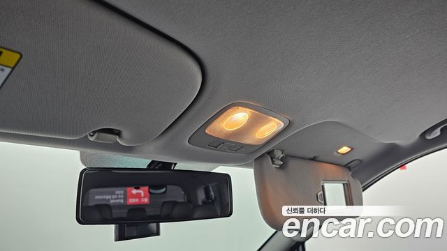Hyundai Starex 2018 — photo 19