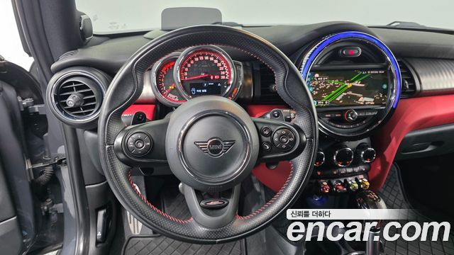 Mini Cooper 2019 — photo 15