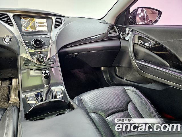Hyundai Grandeur 2013 — photo 9