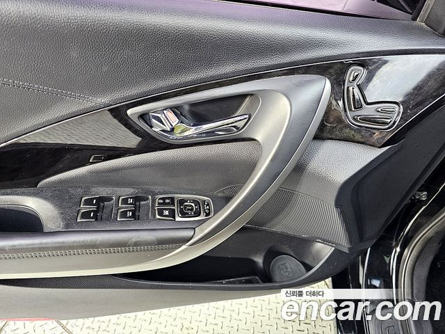 Hyundai Grandeur 2013 — photo 11