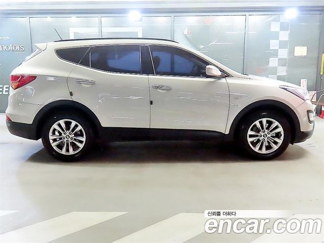 Hyundai Santafe 2014 — photo 3