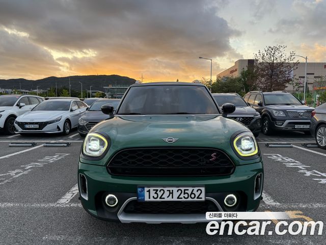 Mini Countryman 2021 — photo 1