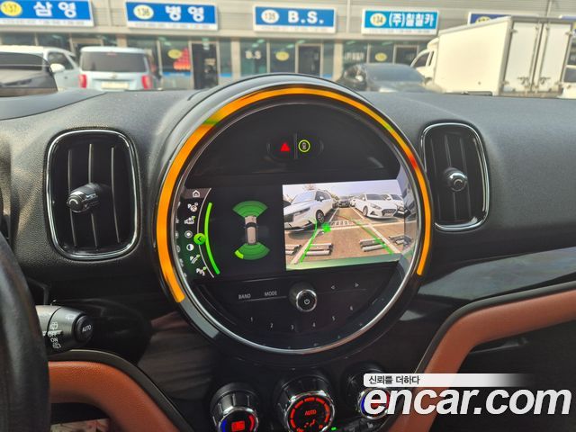 Mini Countryman 2021 — photo 12