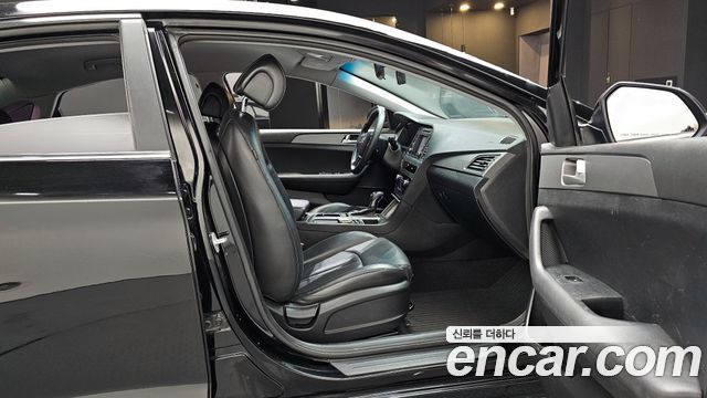 Hyundai Sonata 2015 — photo 11