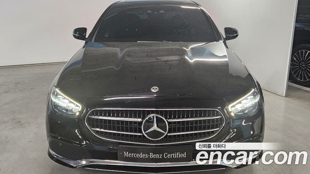 Mercedes-Benz E-Class 2021 — photo 2