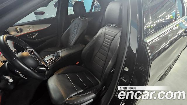 Mercedes-Benz E-Class 2021 — photo 15