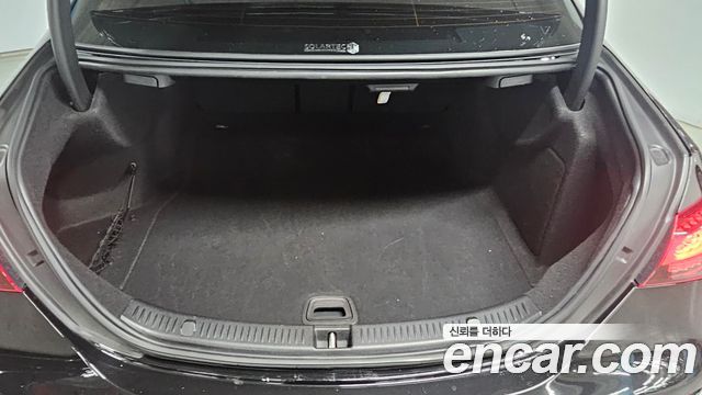 Mercedes-Benz E-Class 2021 — photo 18