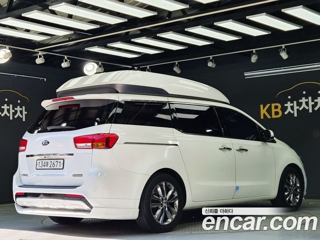 Kia Canival 2016 — photo 4