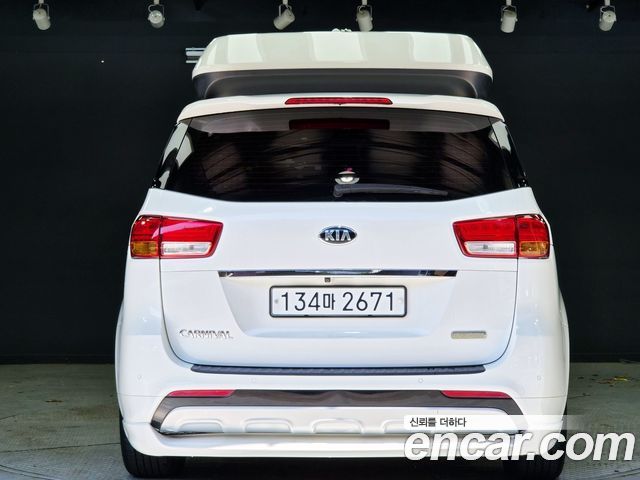 Kia Canival 2016 — photo 5