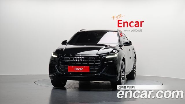 Audi Q8 2023 — photo 3