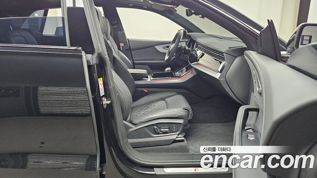 Audi Q8 2023 — photo 11