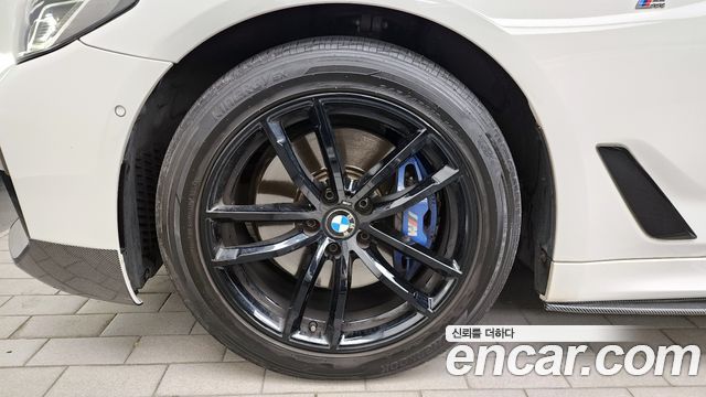 BMW 5-Series 2017 — photo 5