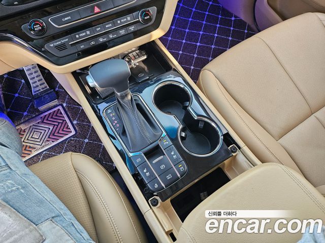 Kia Canival 2019 — photo 12