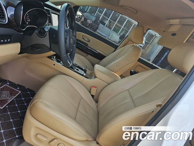 Kia Canival 2019 — photo 15