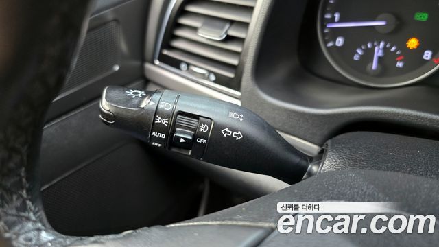 Hyundai AVANTE 2016 — photo 18