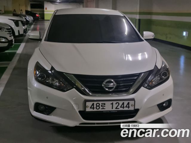Nissan Altima 2017 — photo 1