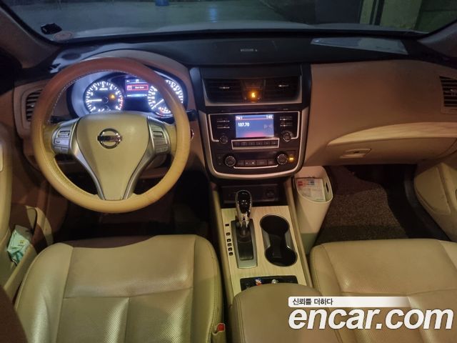Nissan Altima 2017 — photo 10