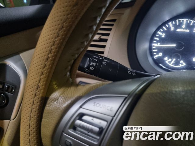 Nissan Altima 2017 — photo 14