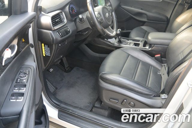 Kia Sorento 2015 — photo 10