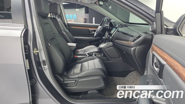 Honda CR-V 2019 — photo 11