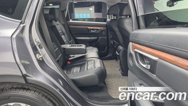 Honda CR-V 2019 — photo 13