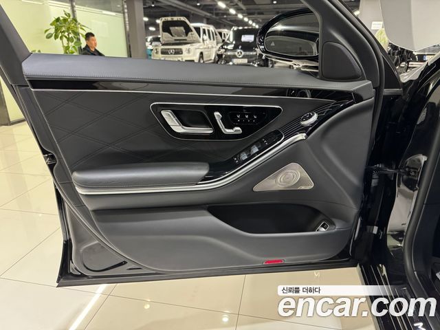 Mercedes-Benz S-Class 2022 — photo 7