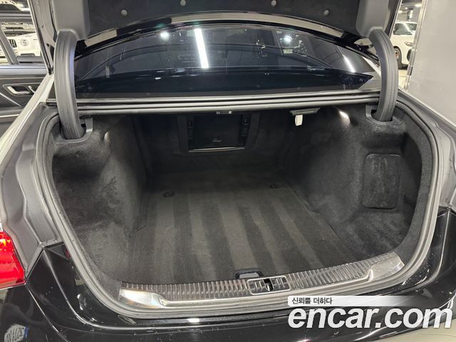 Mercedes-Benz S-Class 2022 — photo 16