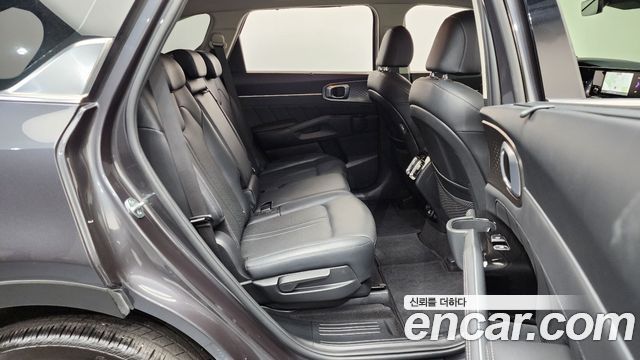Kia Sorento 2021 — photo 12