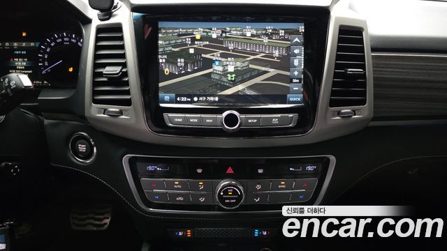 KG Mobility Rexton 2018 — photo 14