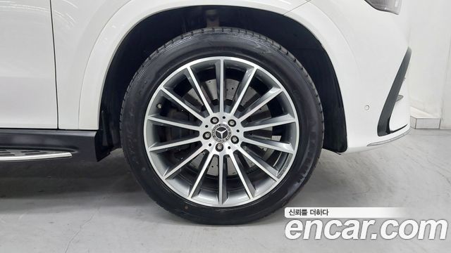 Mercedes-Benz GLE-Class 2023 — photo 5