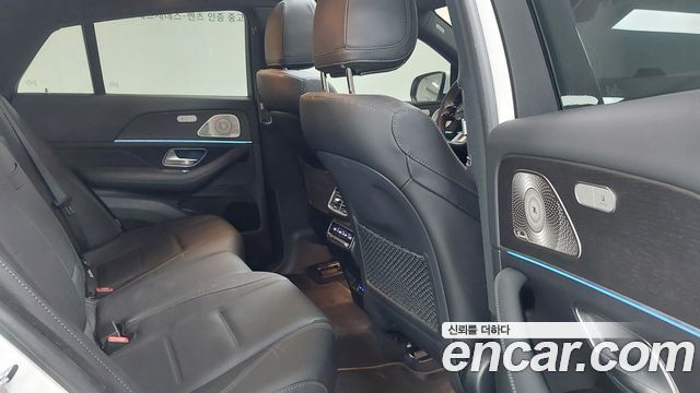 Mercedes-Benz GLE-Class 2023 — photo 10