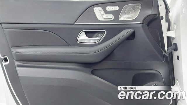Mercedes-Benz GLE-Class 2023 — photo 15
