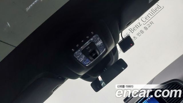 Mercedes-Benz GLE-Class 2023 — photo 17