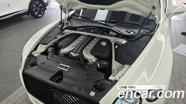 Bentley Continental 2019 — photo 6