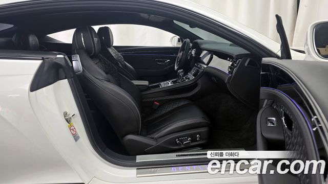 Bentley Continental 2019 — photo 11
