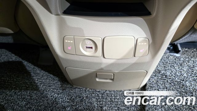 Kia Canival 2019 — photo 19